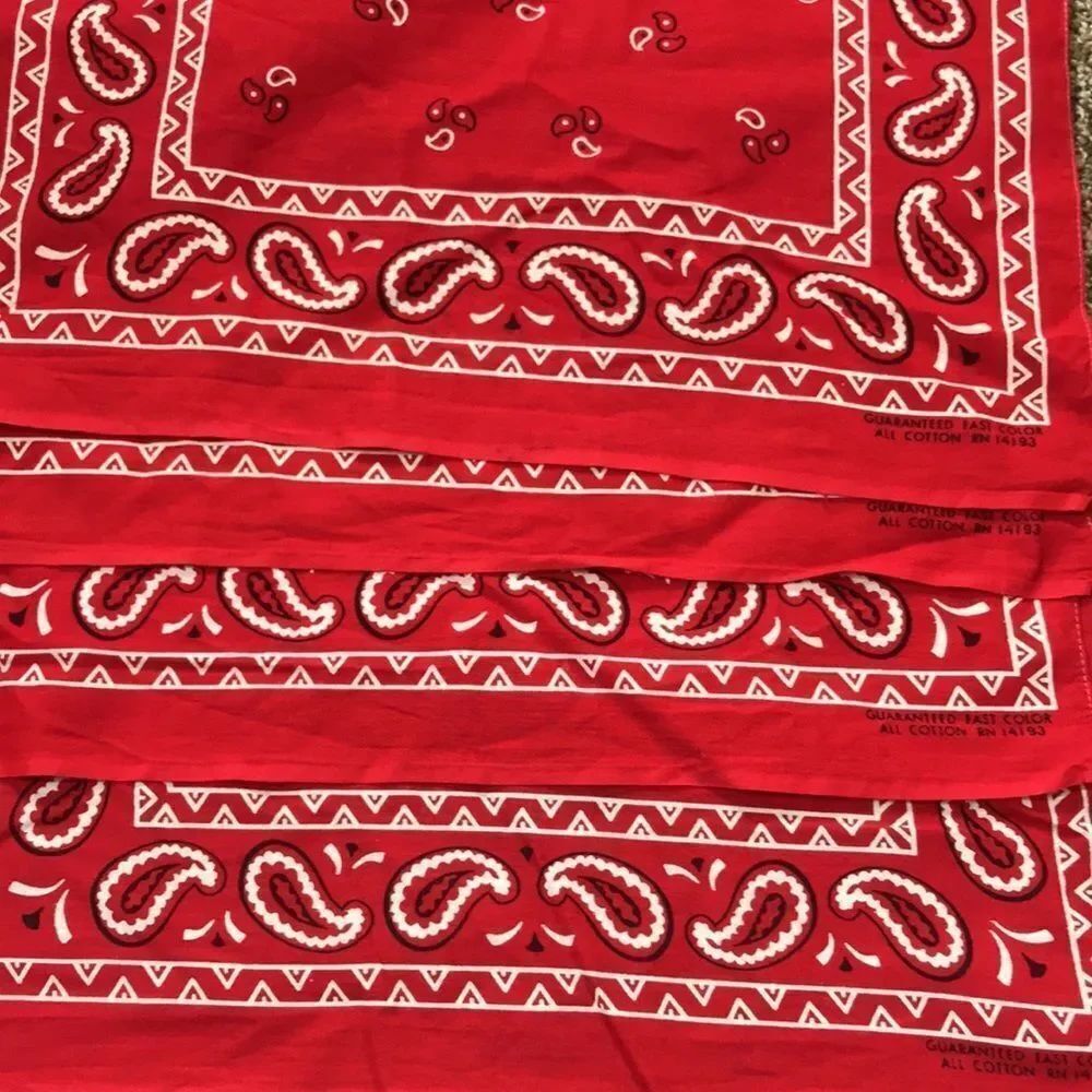 VTG, BANDAS GUARANTEED FAST COLOR ALL COTTON RN 14193 UNISEX SZ, 18X16 $25 Each